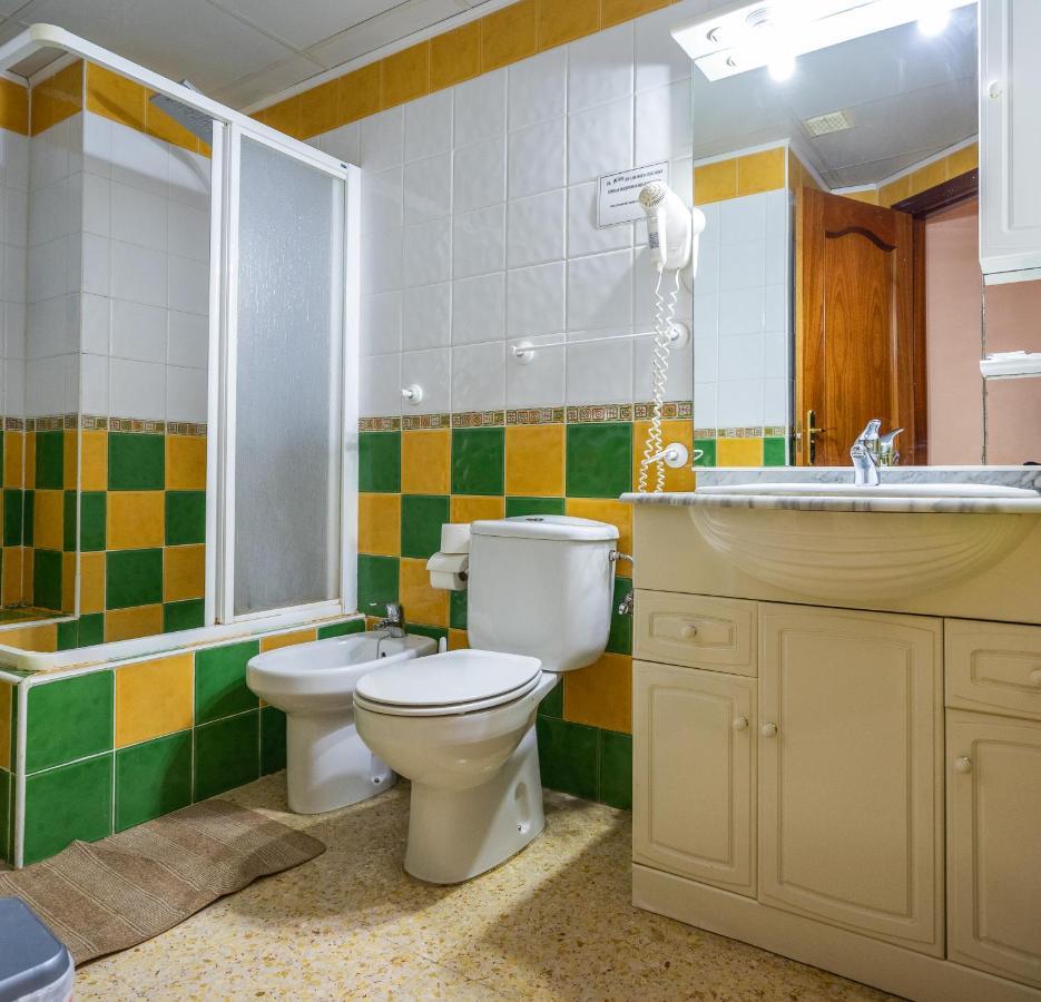 Hotel Velis Velez Malaga Eksteriør bilde